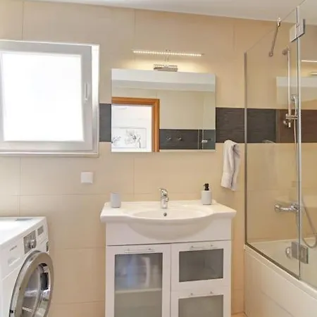 Apartament Hotel M Apartment #5- Sea View, Breakfast & Free Garage Parking Zaton (Dubrovnik-Neretva)